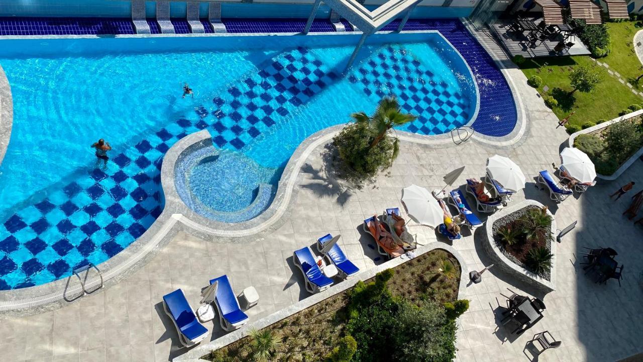 Cleopatra Twin Towers Iii * Alanya
